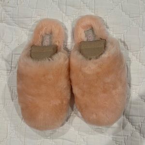 BNIB Pink UGG Fluff Clog slippers